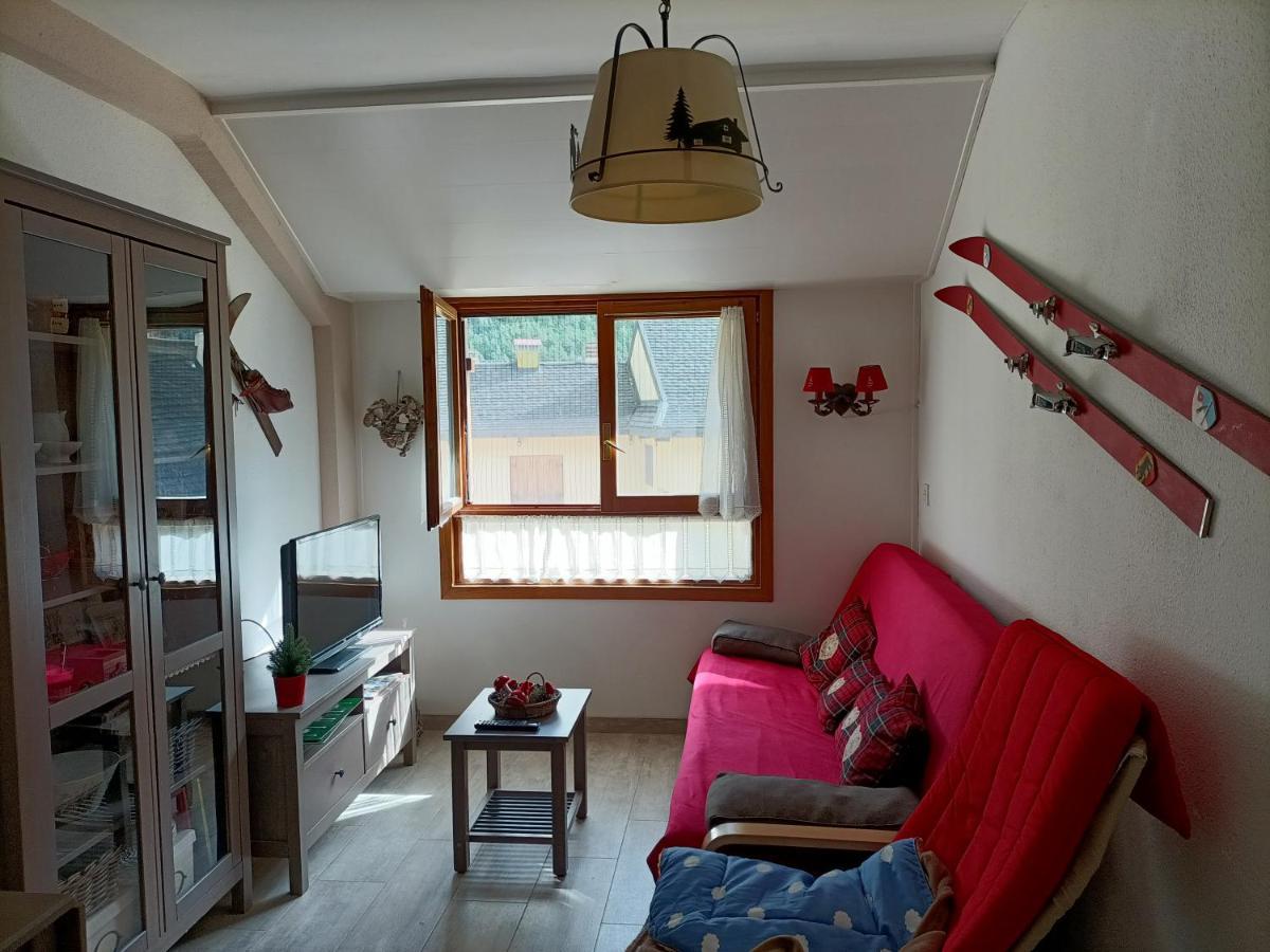 Apartamento Aranones Canfranc Ngoại thất bức ảnh